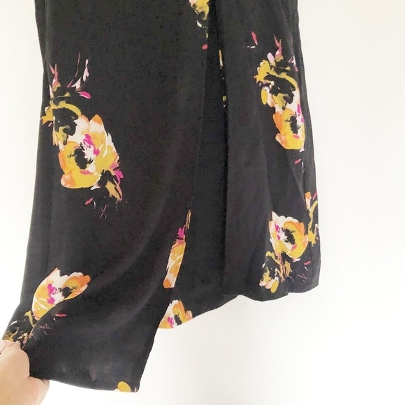 NEW ALC Lucia Silk Black Floral Asymmetrical Mini Dress Size 0 - Picture 6 of 7